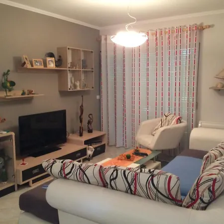 Eurocoli Rezidence Apartmán Golem (Tirana)