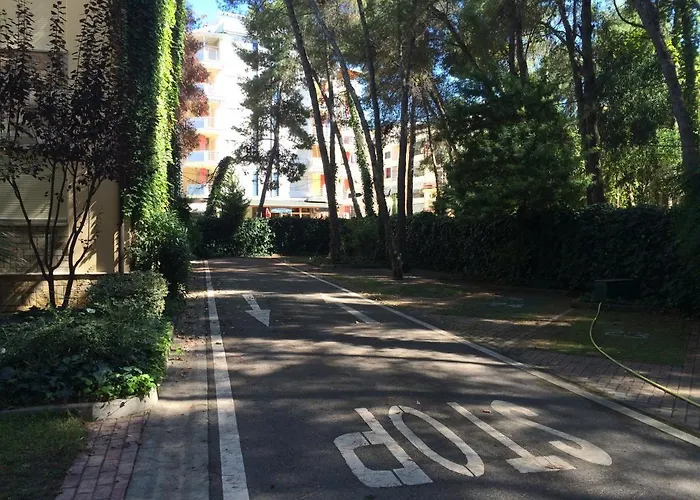 Eurocoli Rezidence Apartment Golem (Tirana)